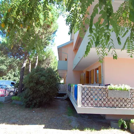Pleasant Duplex In Rosolina *