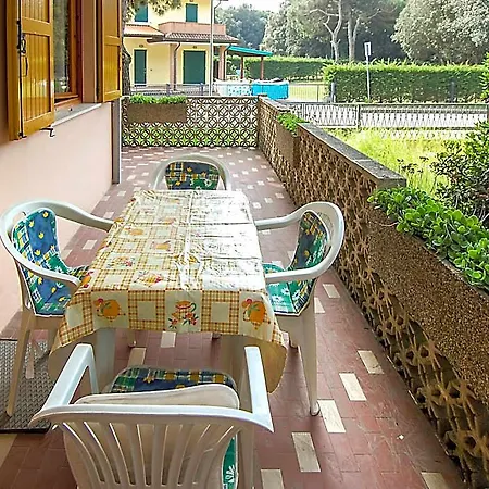 Pleasant Duplex In Rosolina דירה