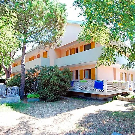 Pleasant Duplex In Rosolina *